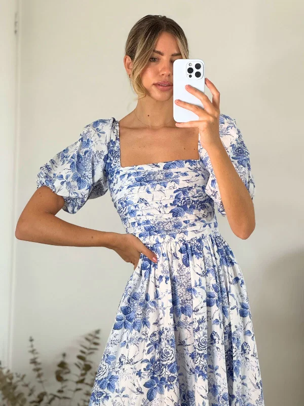 Leighton Puff Sleeve Midi Dress in Blue Floral