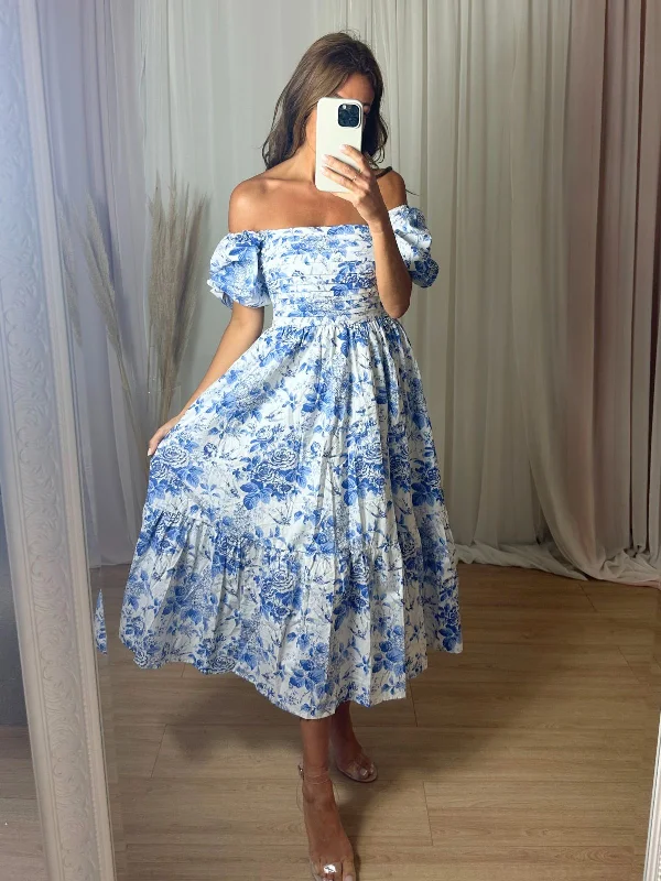 Leighton Puff Sleeve Midi Dress in Blue Floral