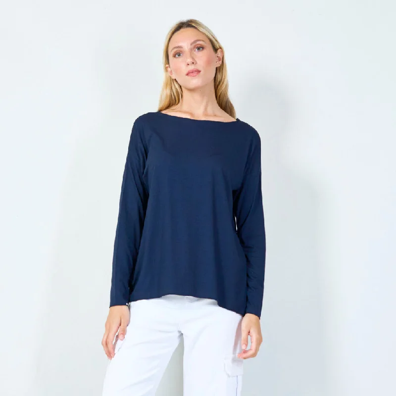 Versatile relaxed-fit long sleeve top wholesale